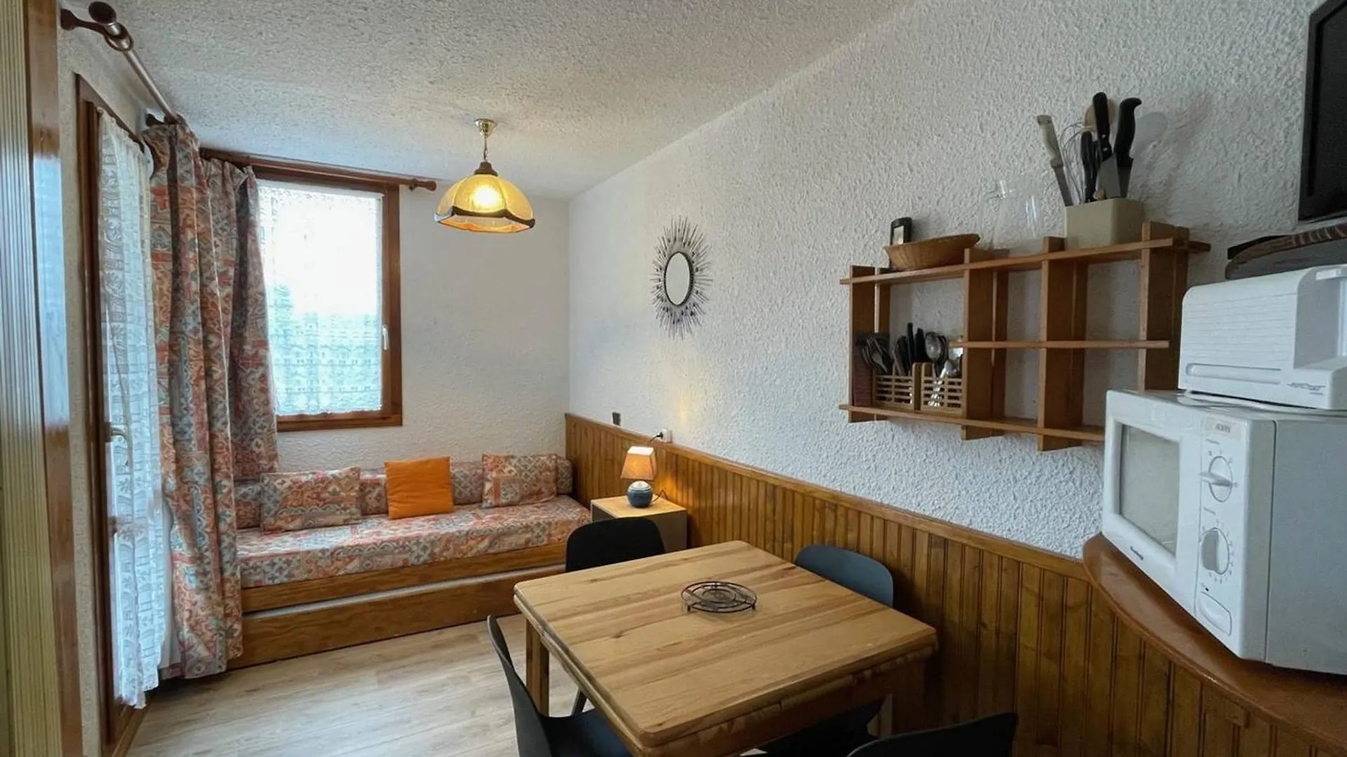 Studio Skis Aux Pieds A Valmorel, Balcon, Proche Commerces, 4 Couchages - Fr-1-356-291 location