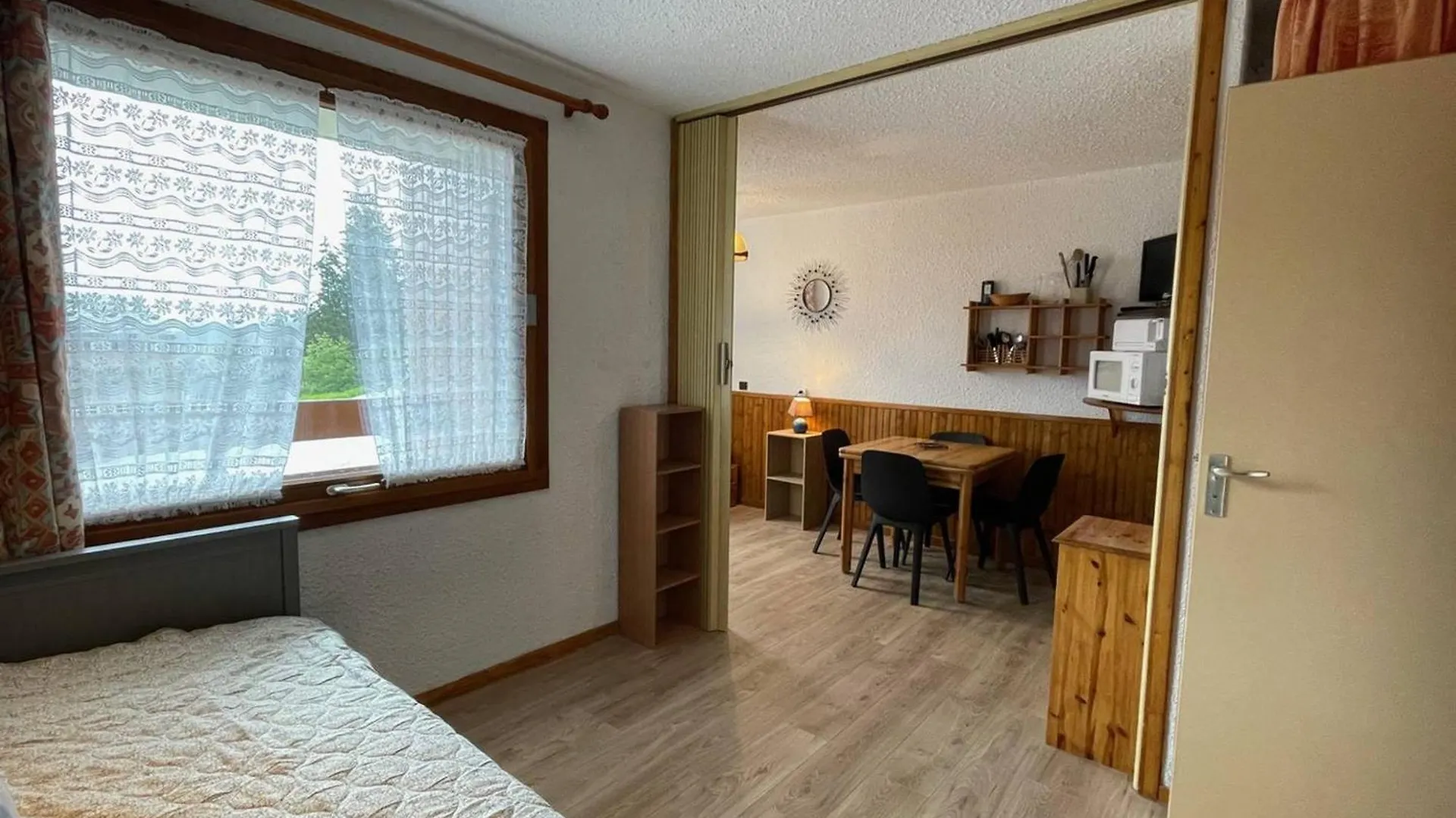 Studio Skis Aux Pieds A Valmorel, Balcon, Proche Commerces, 4 Couchages - Fr-1-356-291 0*, Valmorel